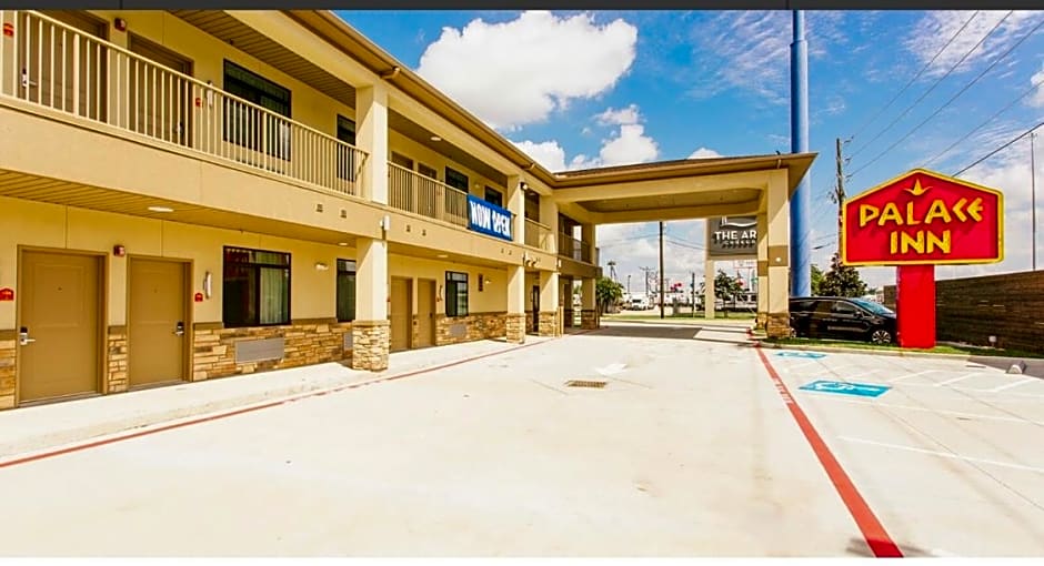 Palace Inn