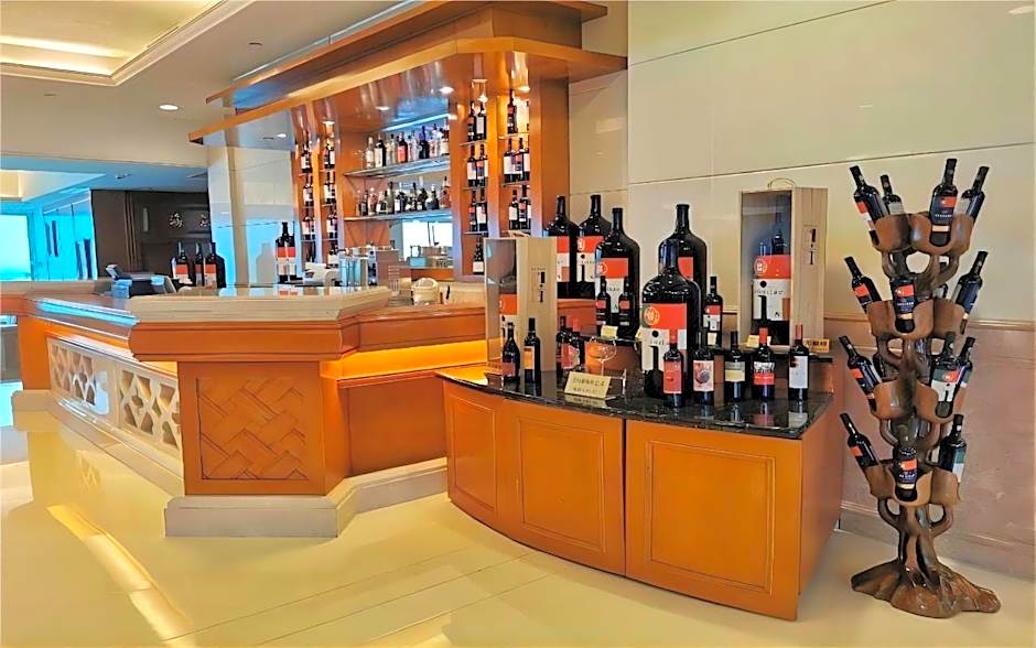 Golden Crown China Hotel