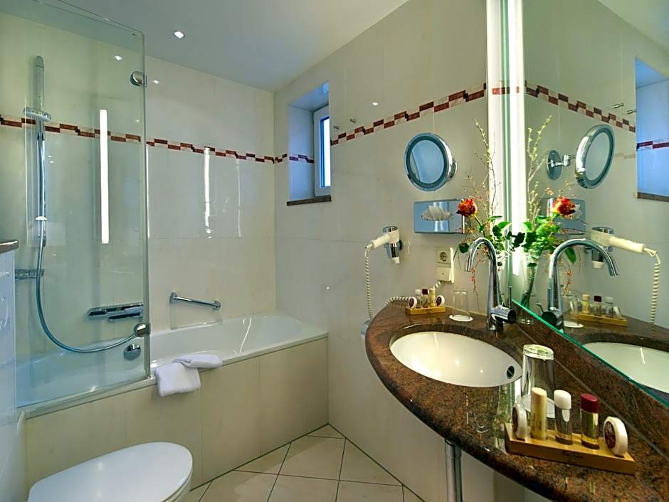 Hotel Torbraeu