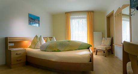 Classic Double Room with Balcony