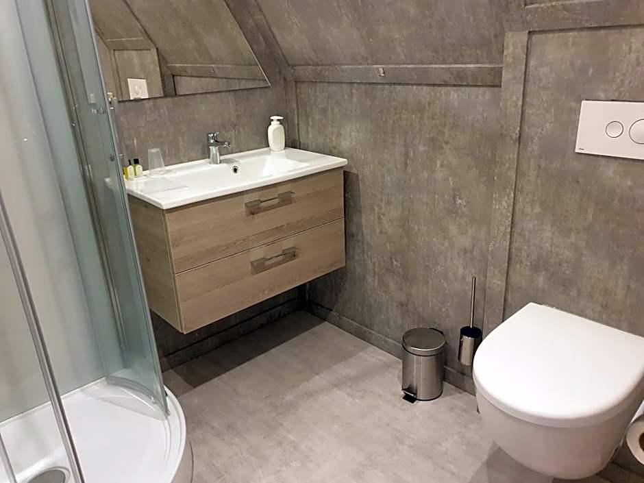 Hotel,cafe,biljart POT