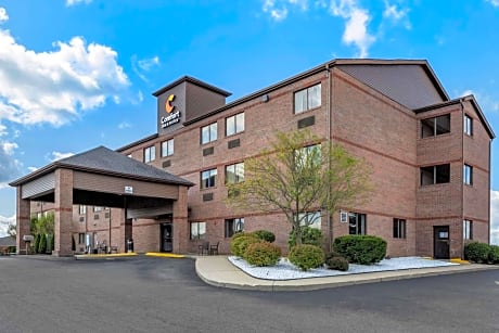 Comfort Inn & Suites Streetsboro - Kent