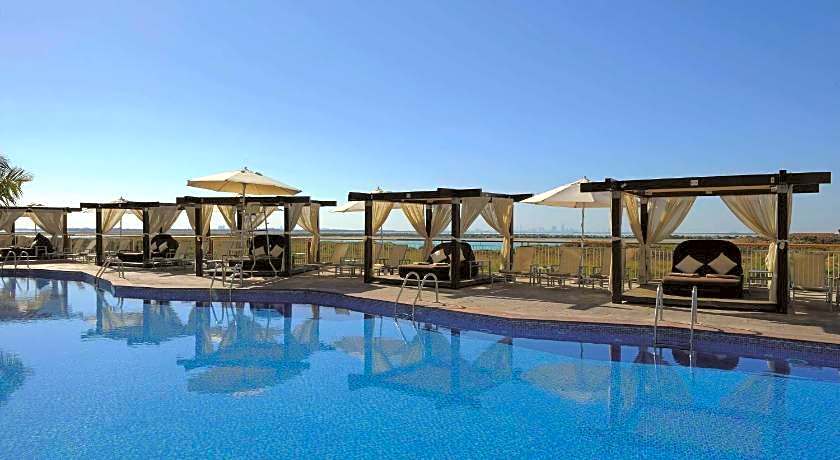 YAS PLAZA MANGROVES by IHG