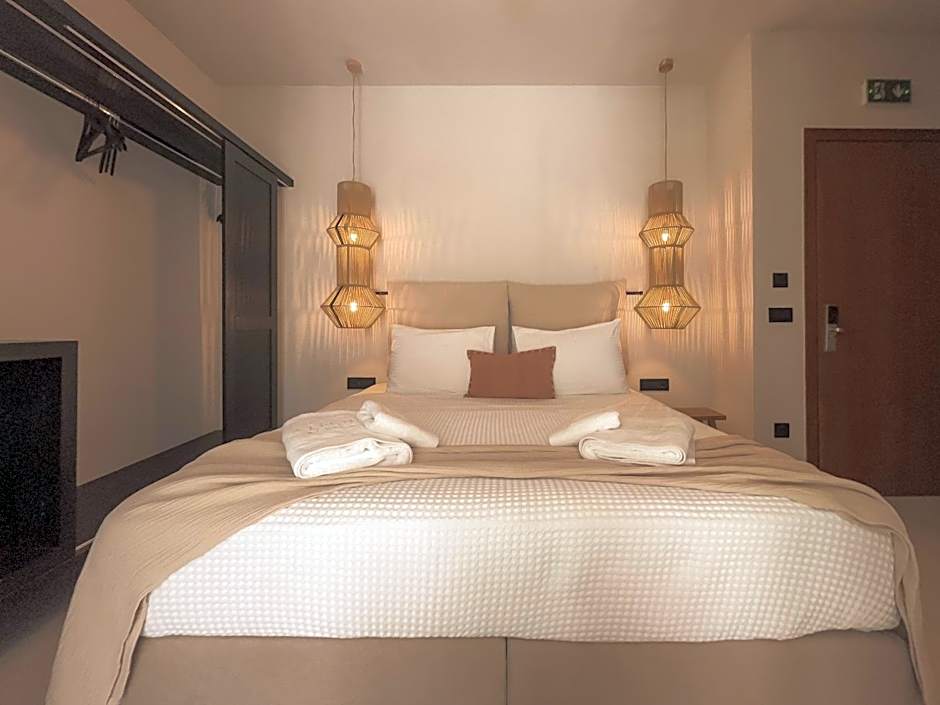 Utopia Hotel