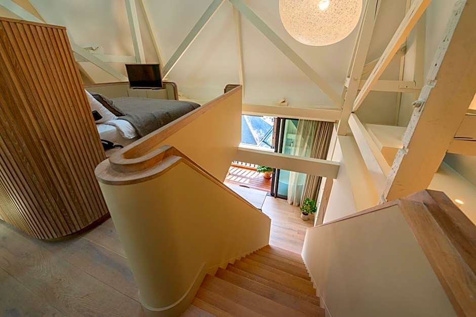 Photo 1 of 6 of Deluxe 1 King Bed Suite