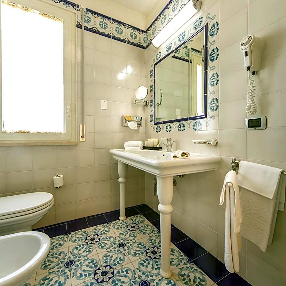 Palace Hotel