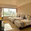 Grand Harbour Hotel
