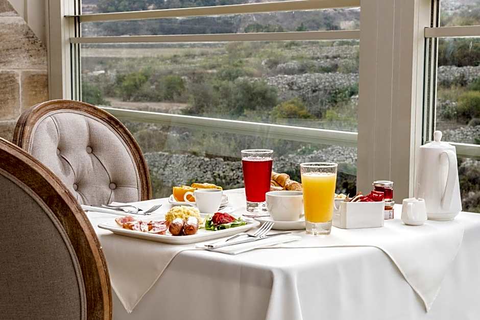 Cesca's Boutique Hotel