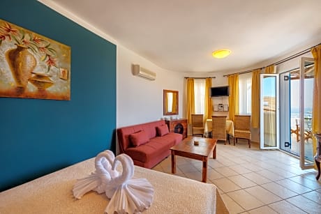 Classic Suites Sea View