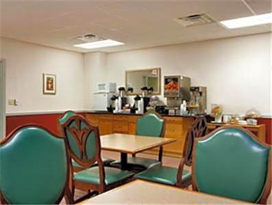 Super 8 by Wyndham Dover – Dover, DE