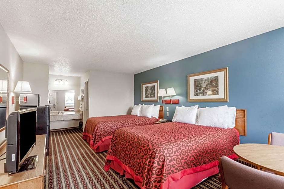 Days Inn By Wyndham Nashville North/Opryland Area
