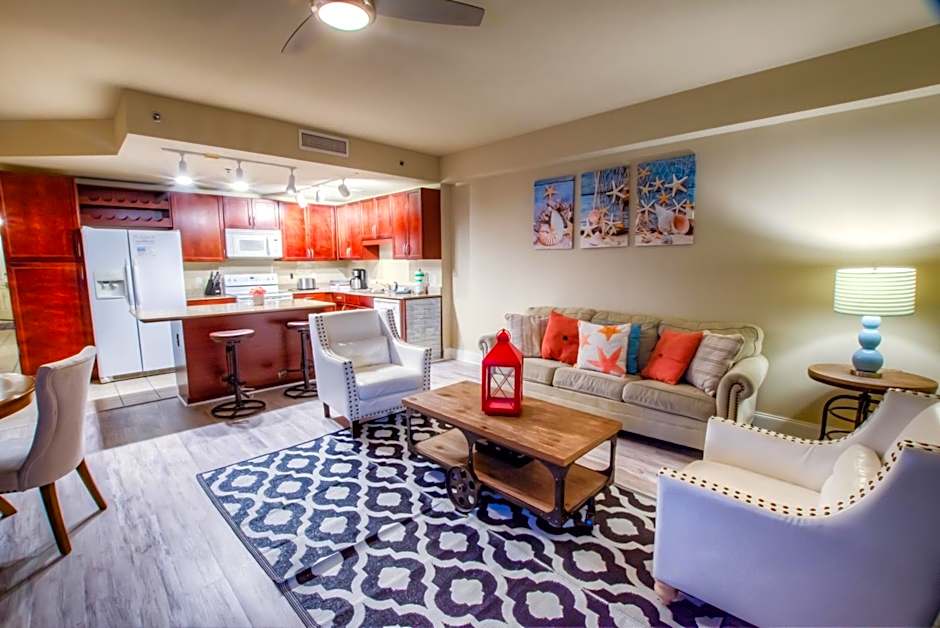 Laketown Wharf 1035 By Aneliya