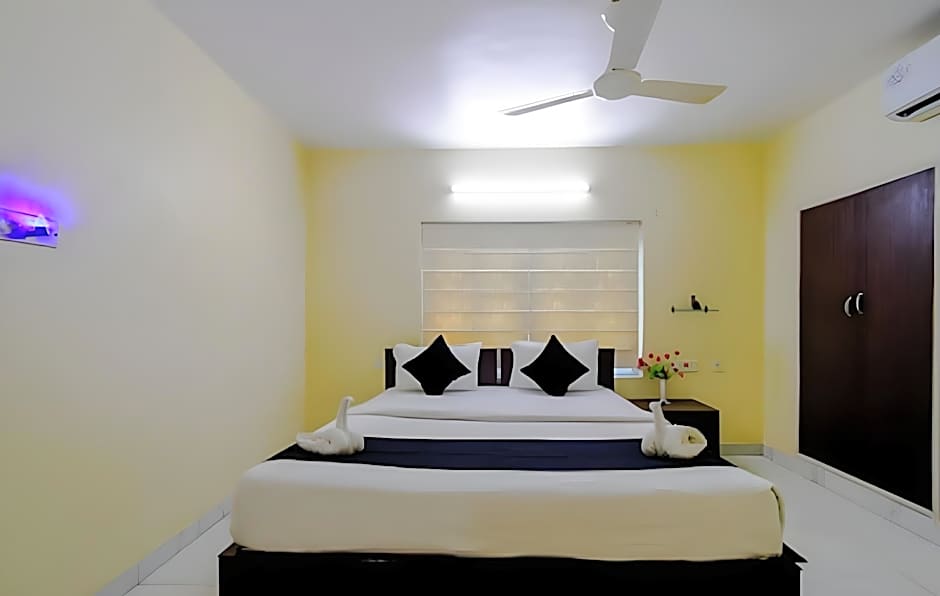 White House by Oyo Rooms – Calcutta, LA