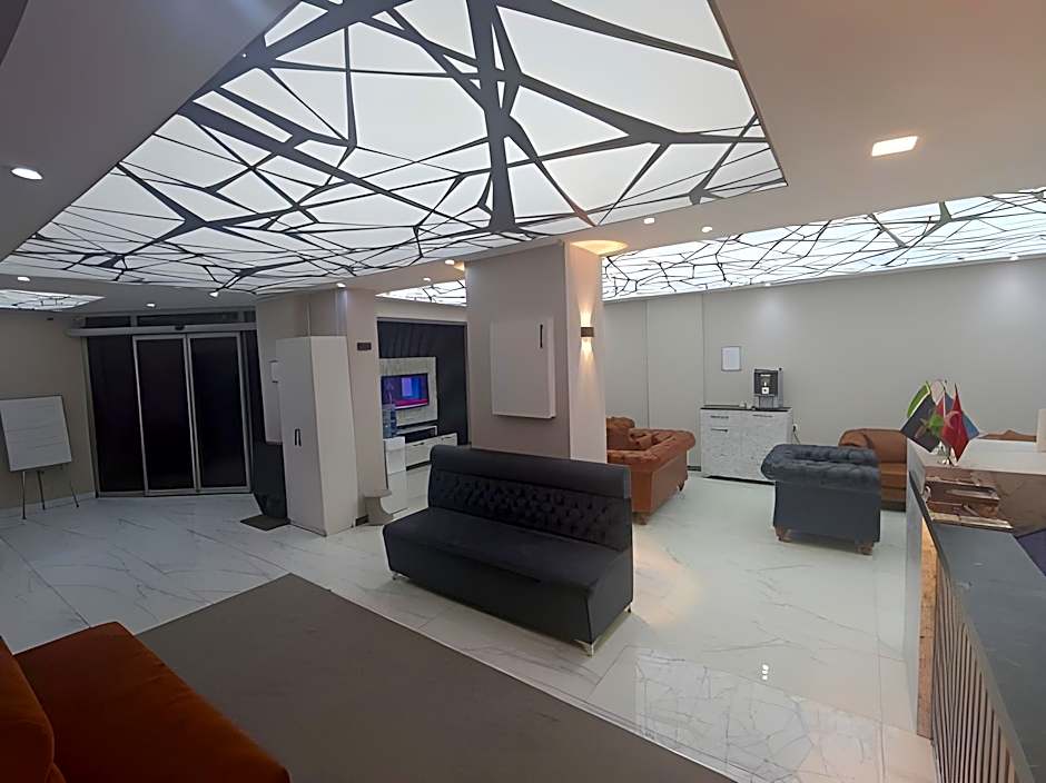 Peracity Hotel