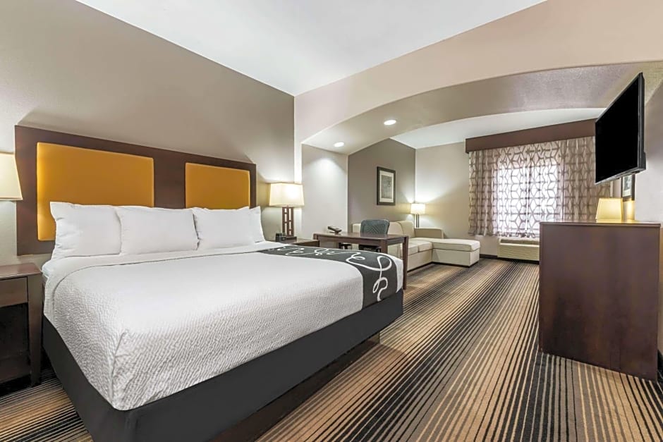 La Quinta Inn & Suites by Wyndham Orange