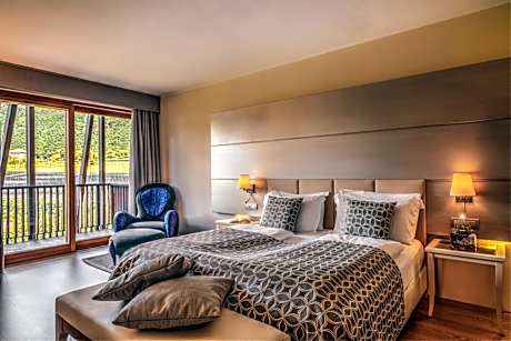 Royal Superior Suite