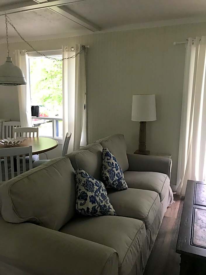 Beachside on Lake Muskoka