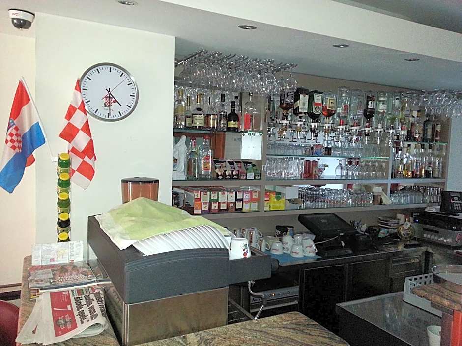 Hotel Croatia