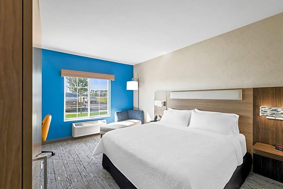 Holiday Inn Express Hotel & Suites Council Bluffs - Convention Center Area By IHG