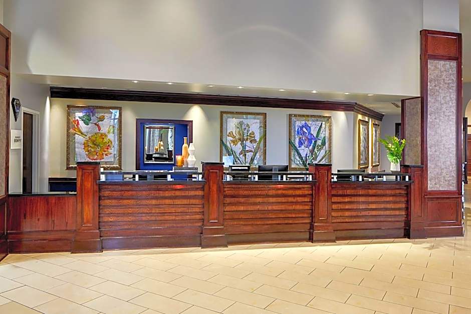 Renaissance Mobile Riverview Plaza Hotel