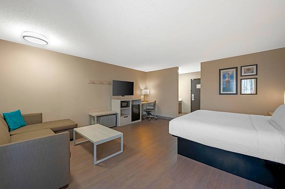 Best Western Plus Lafayette Hotel University Area