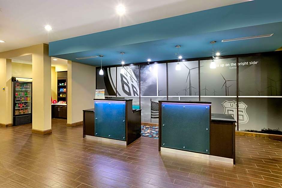 La Quinta Inn & Suites by Wyndham Clinton Historic Route 66