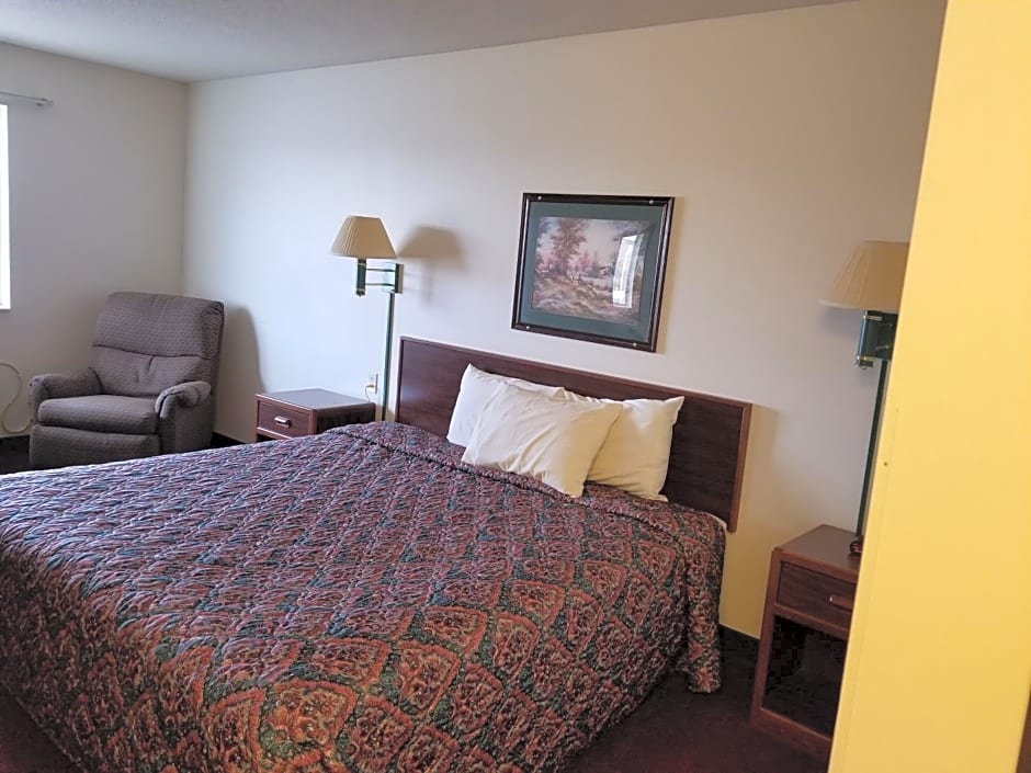 Bilmar Inn & Suites