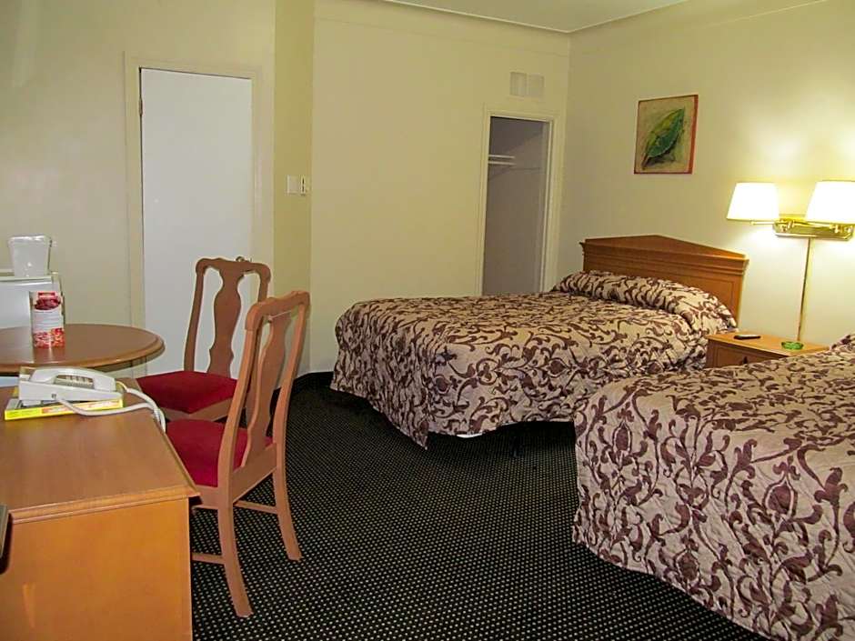 Knights Inn London Airport