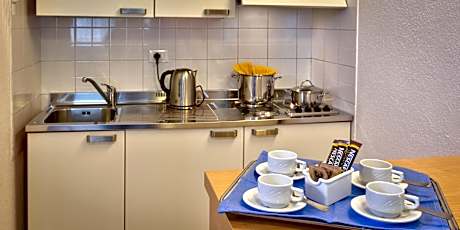 Studio (2 Adults)