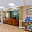 Quality Inn Fayetteville Near Historic Downtown Square