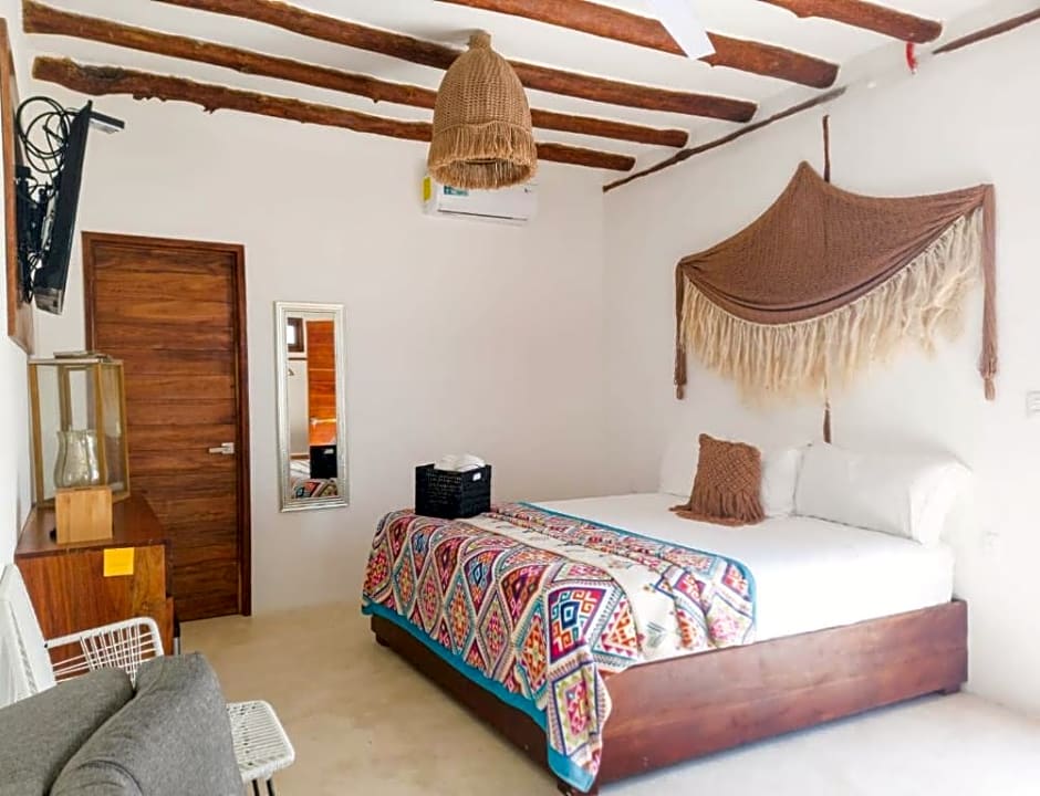 HOTEL MITTOZ HOLBOX