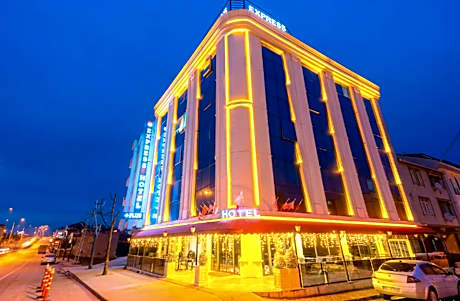 EXPRESS PLUS HOTEL