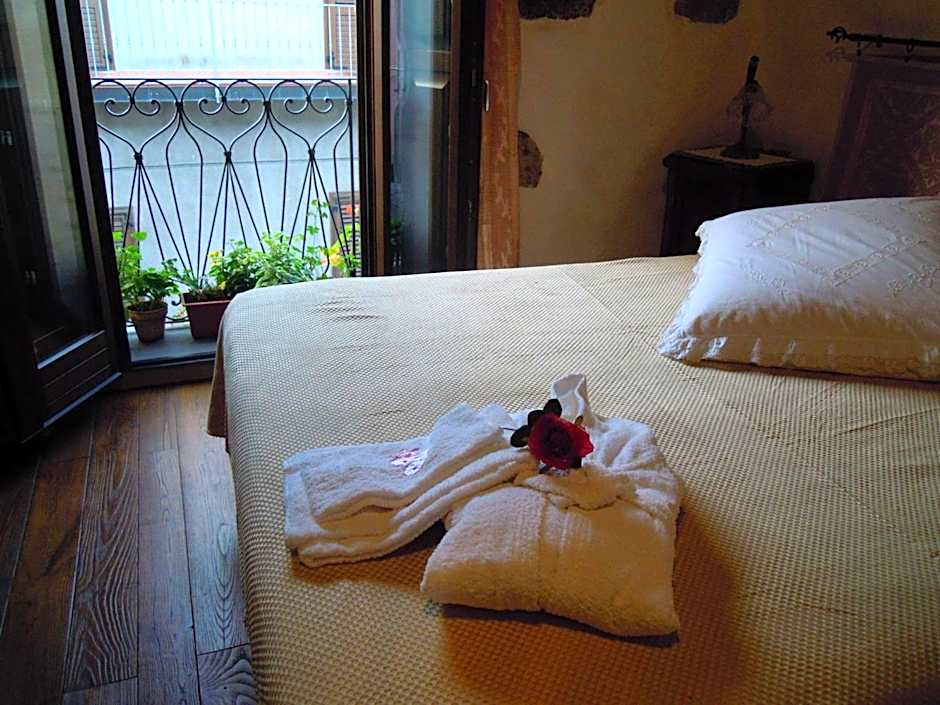 Photo 1 of 6 of Double Room with Private Bathroom