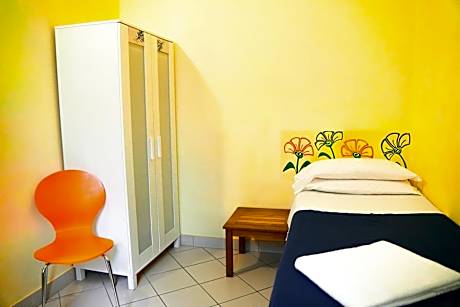 Standard Single Room with Shared Bathroom