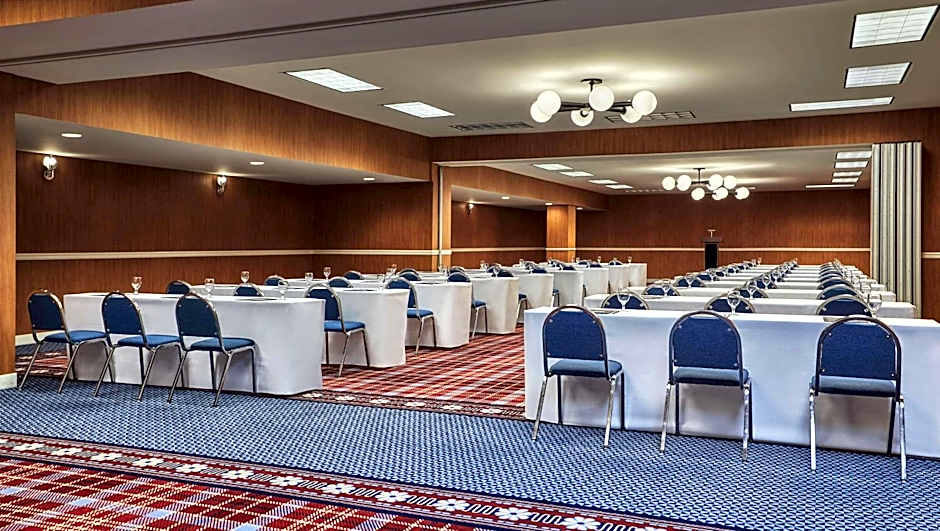 Graduate by Hilton Lincoln
