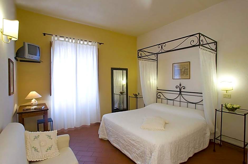 Photo 1 of 5 of Superior 1 Double Bed or 2 Beds