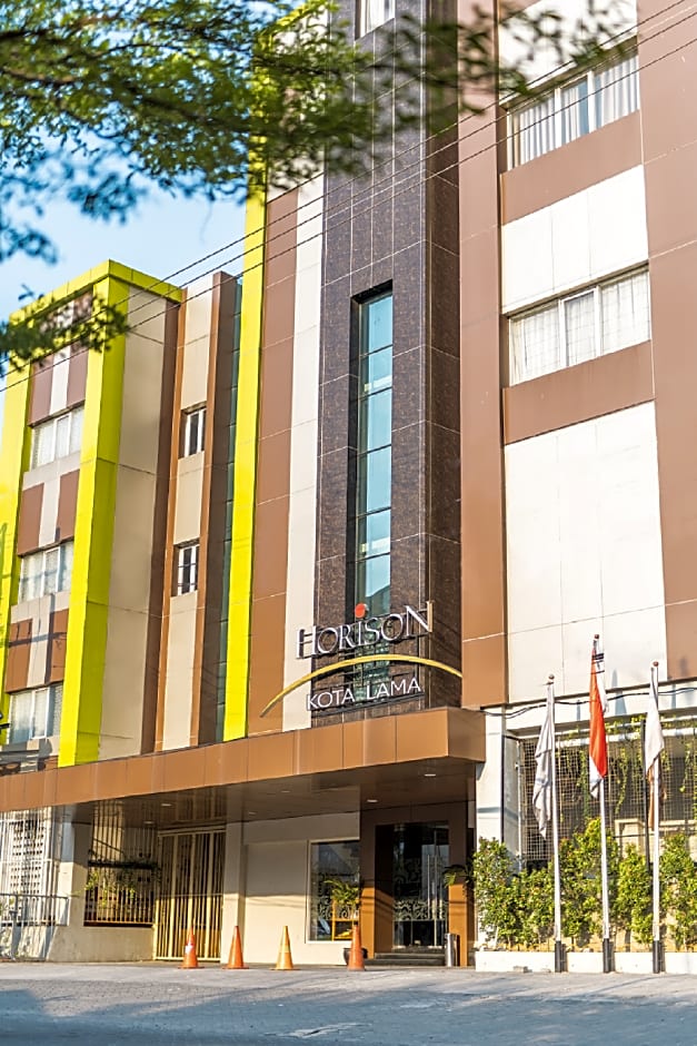 Horison Kota Lama Semarang