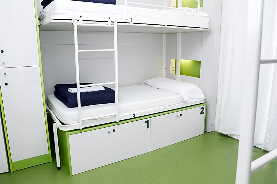 Sant Jordi Hostels Gracia