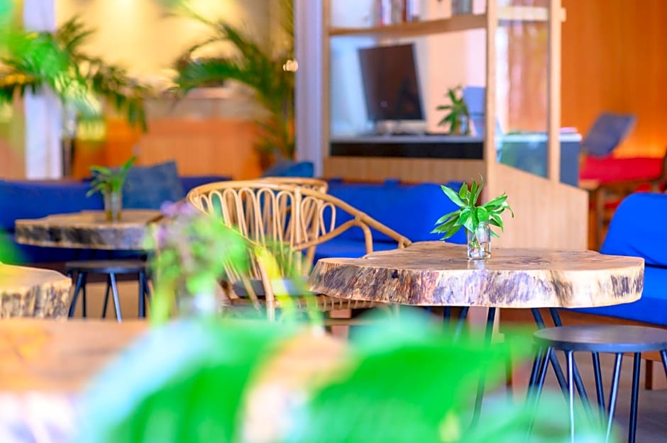 Quarter 09 Beach Hotel