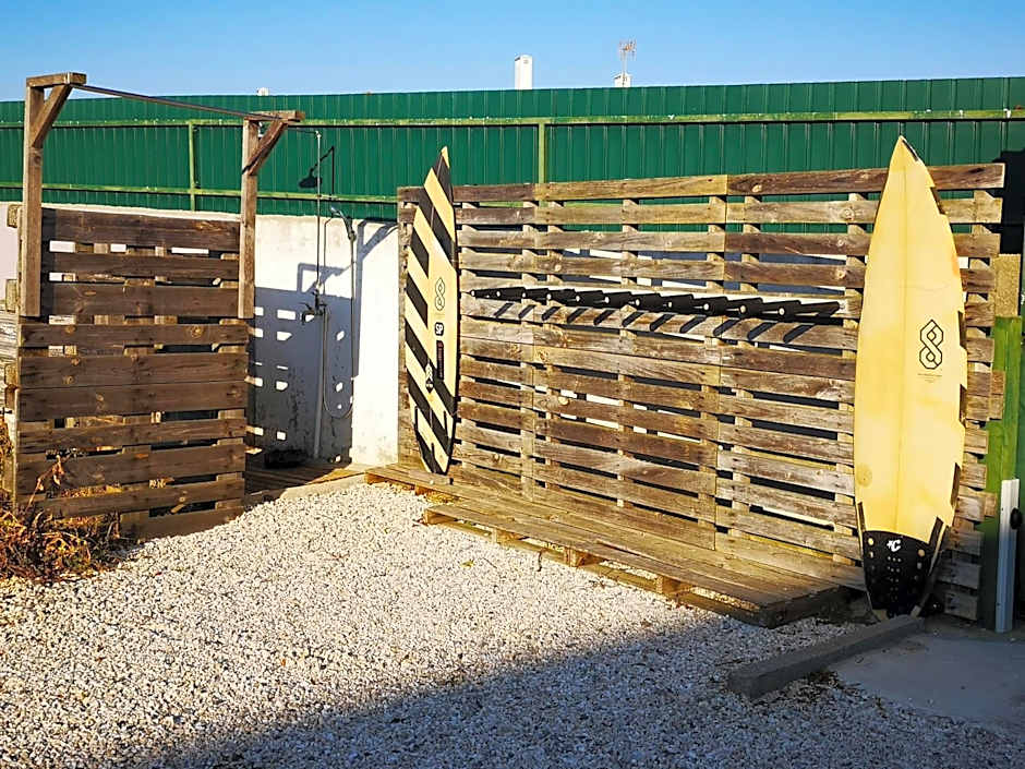 Family Surf Home - Bungalows