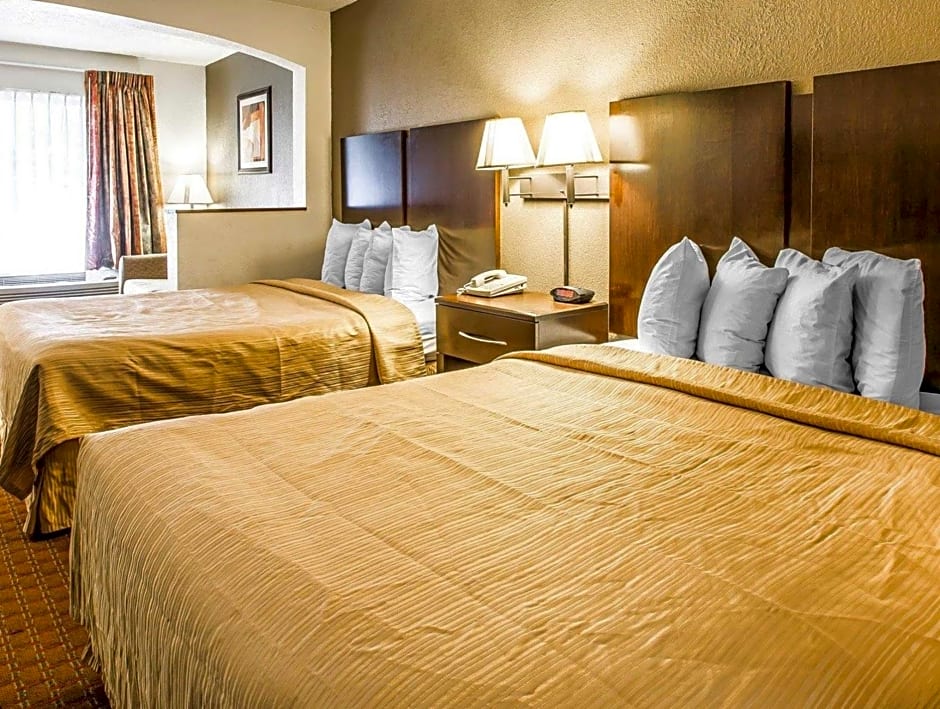 Quality Inn & Suites near Panama City Beach