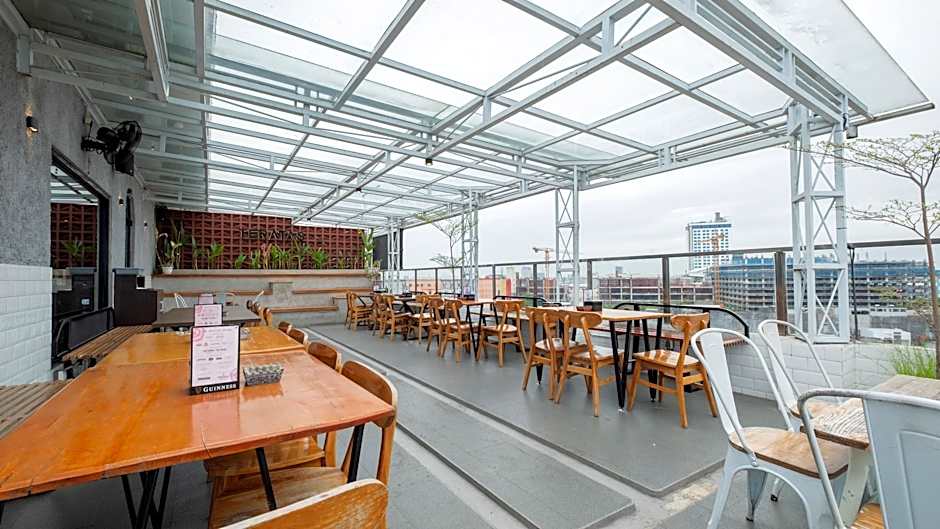 Continent Centrepoint Panakkukang – Makassar