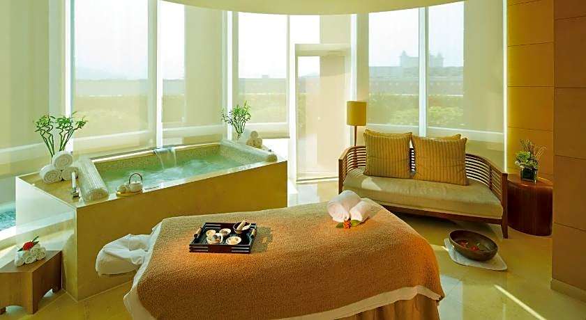 Four Seasons Hotel Macao