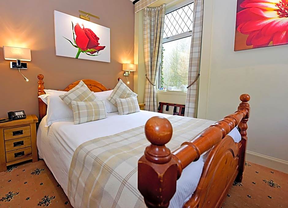 Ardlui Hotel