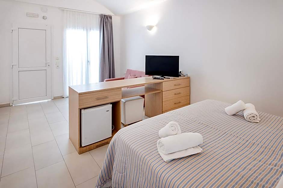 Orizontes Hotel Santorini