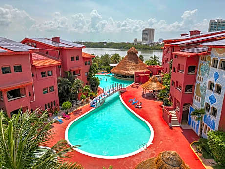 Selina Cancun Laguna Hotel Zone