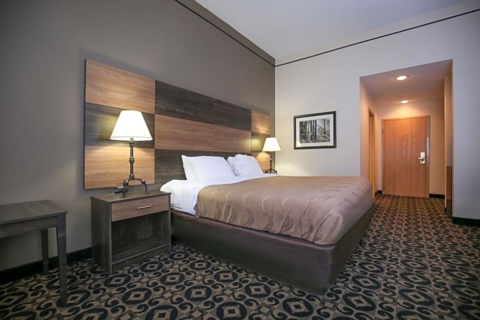 Quality Inn & Suites University