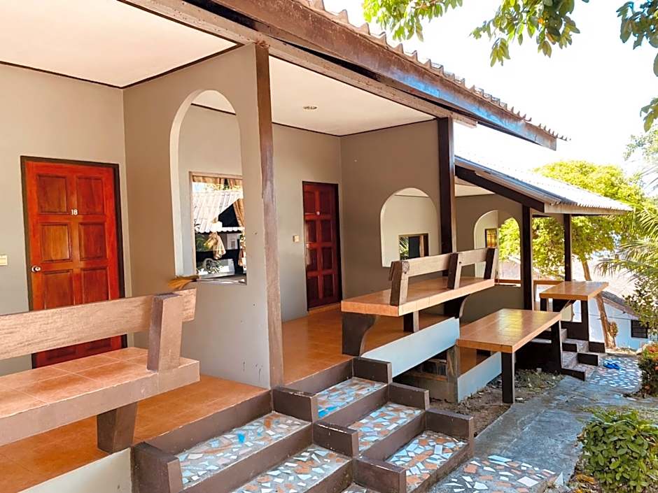 PHUPHA Bungalow Haad Rin