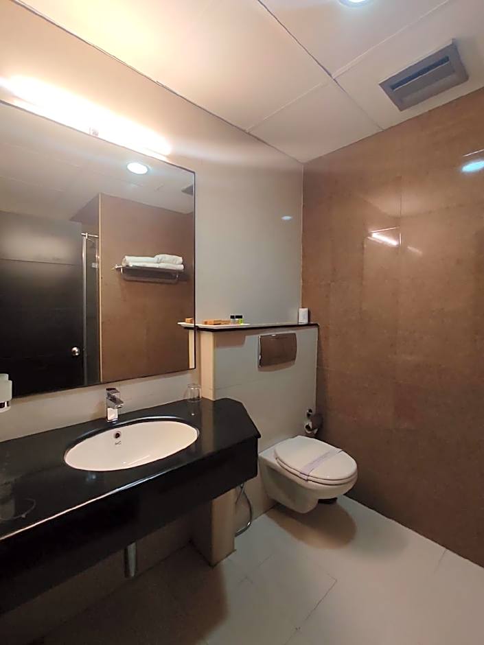 Green Hopper Hotels & Resorts