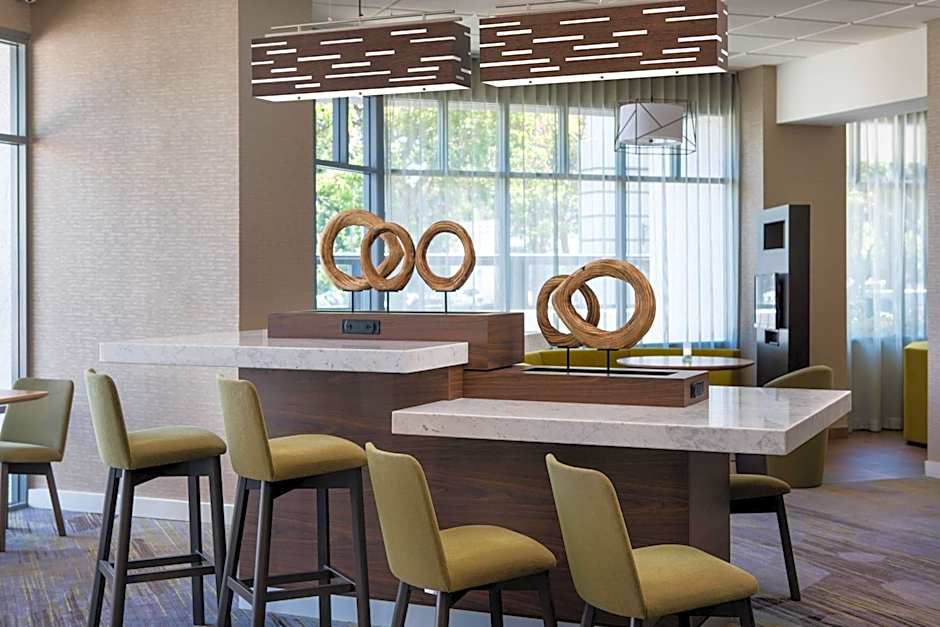 Courtyard by Marriott Richmond Berkeley